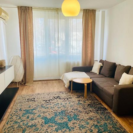 Thias Apartment -Parter, Langa Spitalul Marie Curie Bukurešť Exteriér fotografie