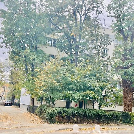 Thias Apartment -Parter, Langa Spitalul Marie Curie Bukurešť Exteriér fotografie