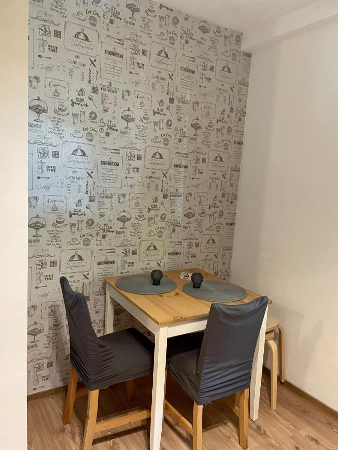 Thias Apartment -Parter, Langa Spitalul Marie Curie Bukurešť Exteriér fotografie