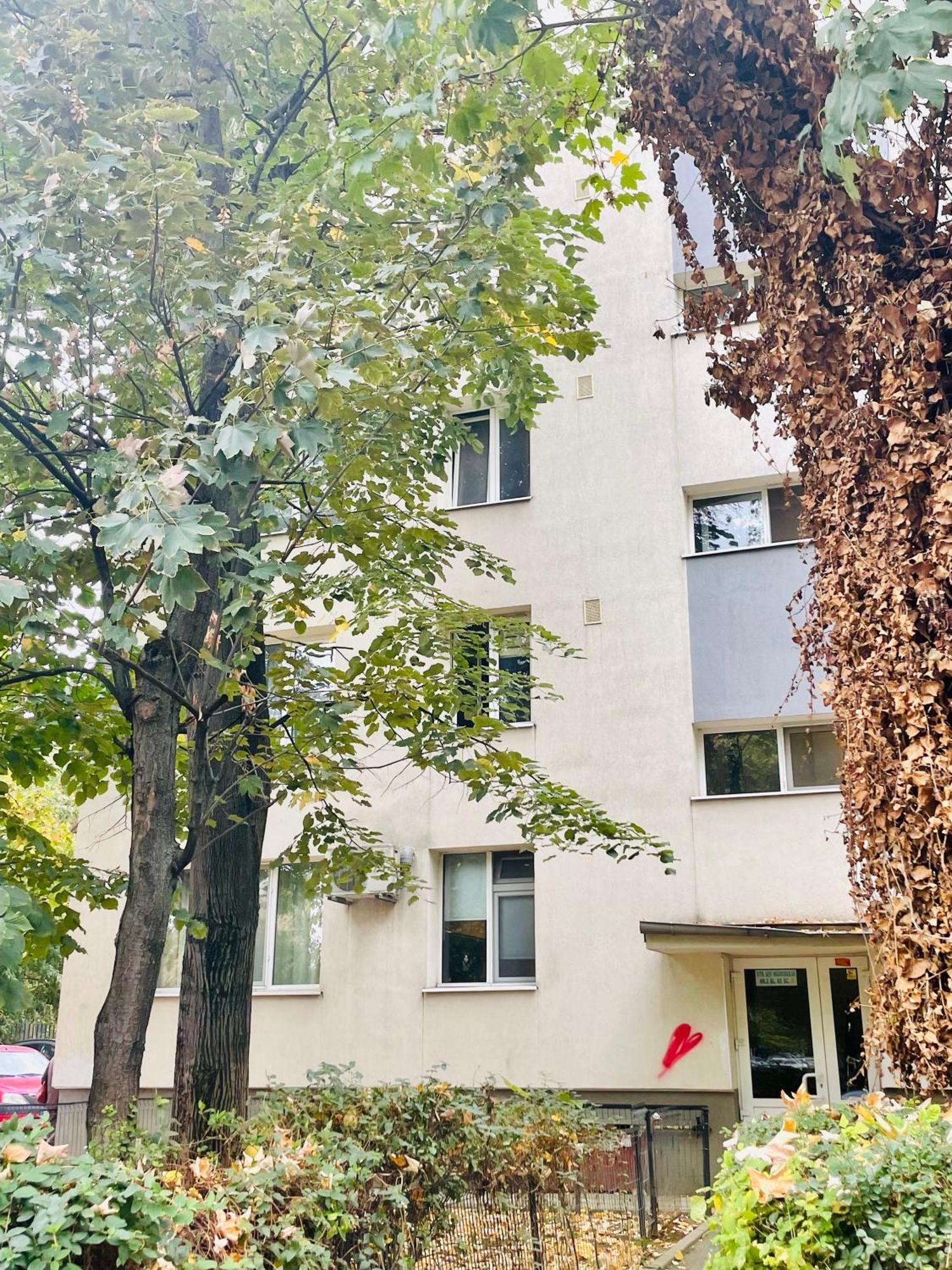 Thias Apartment -Parter, Langa Spitalul Marie Curie Bukurešť Exteriér fotografie